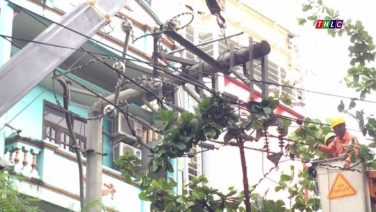 Điện lực Thành phố Lào Cai khẩn trương khắc phục  sự cố sau giông lốc