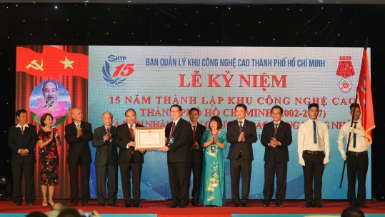 Thủ tướng Nguyễn Xuân Phúc dự lễ kỷ niệm 15 năm thành lập khu công nghệ cao TPHCM