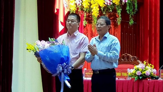 Tỉnh ủy Lào Cai làm việc với BCH Đảng bộ huyện Bát Xát công bố quyết định điều động cán bộ