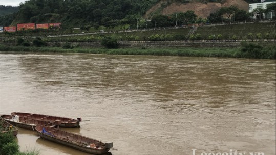 Lào Cai: Sông Hồng xuất hiện lũ đầu mùa