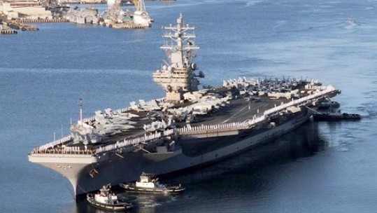 Mỹ điều siêu tàu sân bay USS Ronald Reagan tuần tra ở Biển Đông
