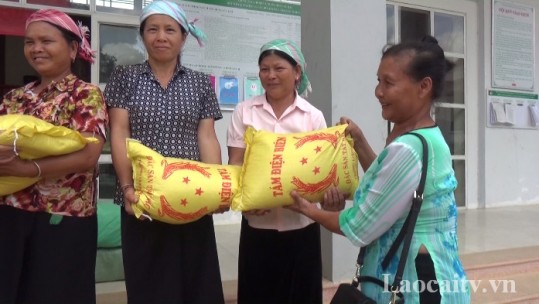 Hỗ trợ người dân bị ảnh hưởng bởi thiên tai tại huyện Văn Bàn