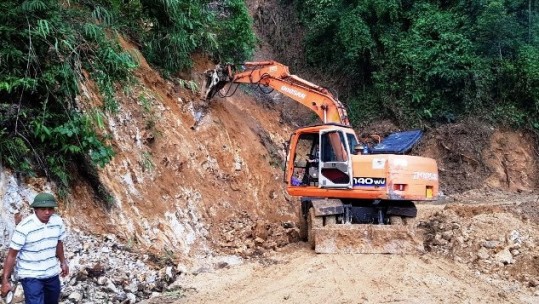 Nỗ lực thông xe Quốc lộ 279 nối Lào Cai với Lai Châu