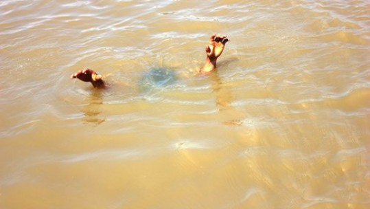 Bảo Thắng: Nam học sinh bị nước sông Hồng cuốn mất tích trong ngày khai giảng
