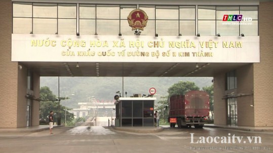 Tạo điều kiện tối đa xuất khẩu quả thanh long qua cửa khẩu Lào Cai