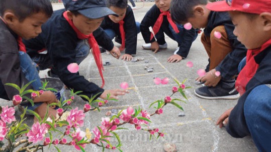 Đón xuân – cơ hội giáo dục toàn diện, bổ ích và lí thú