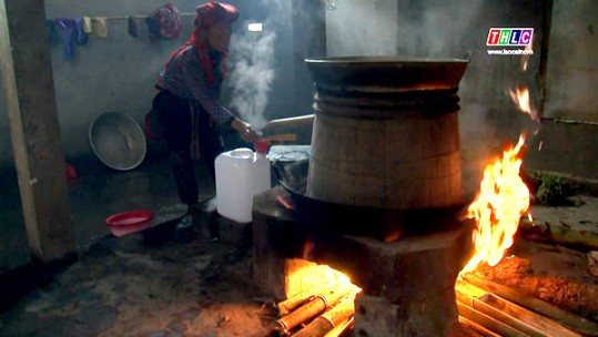 Tìm đầu ra cho rượu thóc Thanh Kim, Sa Pa