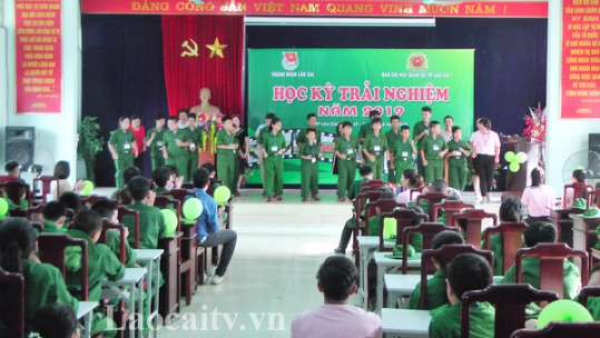 70 học viên hoàn thành lớp học “Học kỳ trải nghiệm” hè 2019