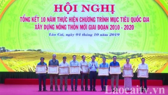 Lào Cai tổng kết 10 năm thực hiện Chương trình mục tiêu quốc gia xây dựng nông thôn mới