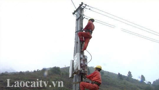 Văn Bàn phấn đấu hết năm 2020 tất cả các thôn bản đều có điện lưới