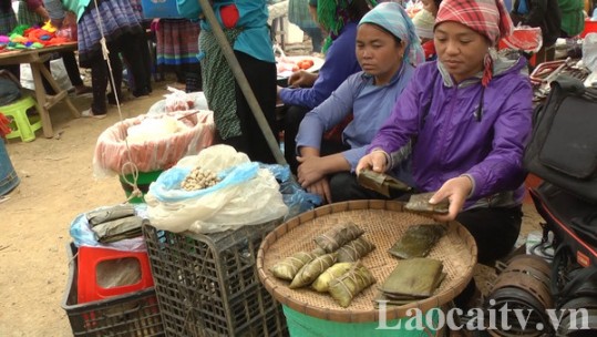 Độc đáo bánh khúc của người Nùng xã Nàn Sán