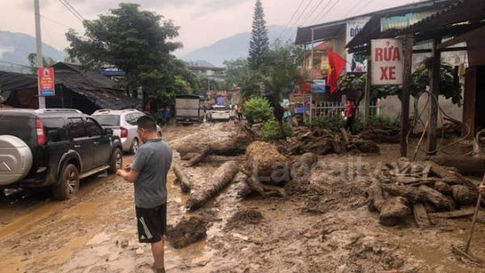 3 người chết, mất tích trong trận lũ quét tại xã Minh Lương, huyện Văn Bàn