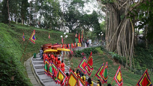 Lào Cai xây dựng sản phẩm tour du lịch tâm linh dọc sông Hồng