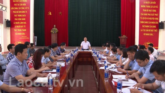 Lãnh đạo UBND tỉnh kiểm tra tại xã Dền Thàng, huyện Bát Xát và xã Nậm Chày, huyện Văn Bàn