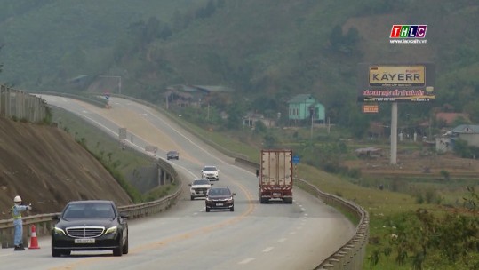 Bộ Giao thông vận tải đồng ý mở rộng cao tốc Nội Bài - Lào Cai