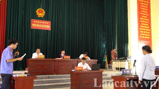 Xét xử lưu động 3 vụ án hình sự tại xã Nậm Chày, huyện Văn Bàn