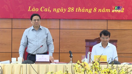 Thủ tướng Chính phủ làm việc với Ban Thường vụ Tỉnh ủy Lào Cai