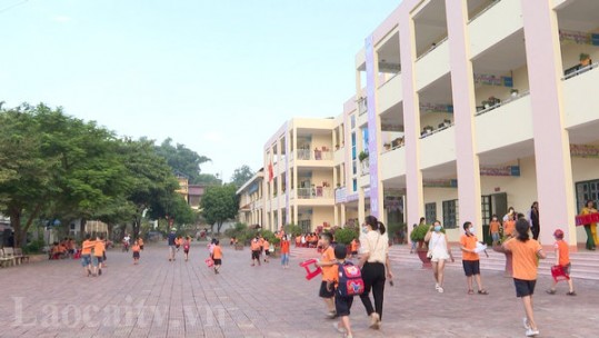 Trên 200.000 học sinh Lào Cai đã tựu trường