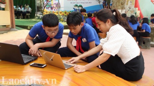 Lào Cai có trên 145.000 học sinh được tiếp cận và học tin học