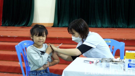 Lào Cai đứng thứ 11 toàn quốc về tỷ lệ tiêm mũi 4 vaccine Covid-19