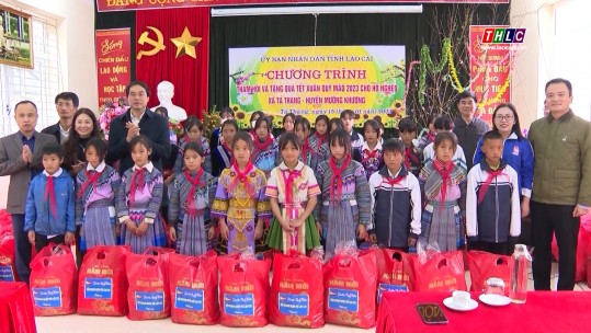 Chủ tịch UBND tỉnh Trịnh Xuân Trường thăm, chúc tết 2 xã Tả Thàng và La Pan Tẩn