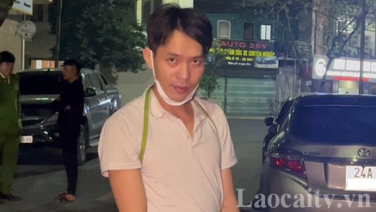 Lào Cai: Bắt đối tượng trộm cắp gần 100 triệu đồng trên xe ô tô