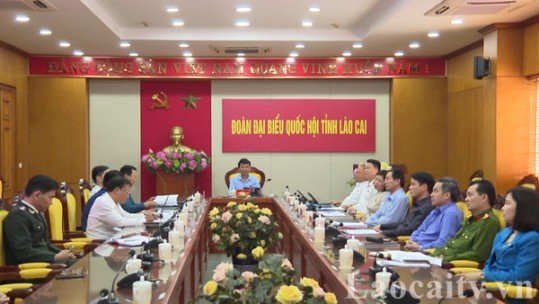 Đoàn Đại biểu Quốc hội tỉnh Lào Cai tham dự phiên chất vấn và trả lời chất vấn của Ủy ban Thường vụ Quốc hội
