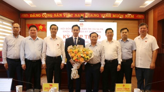 Ông Cao Bá Quý được bầu giữ chức Phó Chủ tịch UBND thị xã Sa Pa