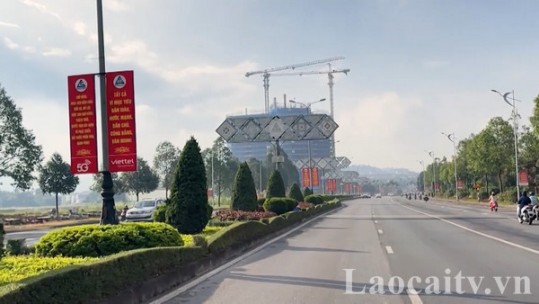 Phân luồng giao thông trên Đại lộ Trần Hưng Đạo hưởng ứng Giải “Chạy vì tương lai xanh”