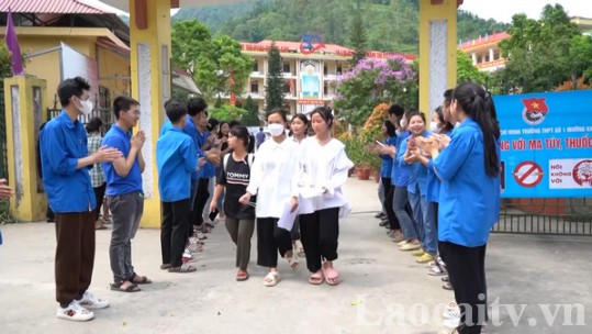 Hơn 9.000 thí sinh Lào Cai hoàn thành ngày thi đầu tiên kỳ thi tuyển sinh lớp 10 THPT
