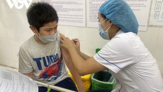 Thiếu vaccine: Bệnh truyền nhiễm mùa hè có thể gây quá tải y tế