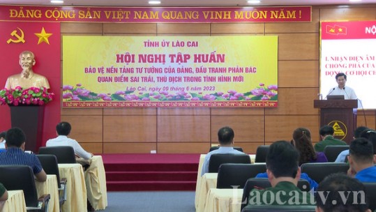 Tập huấn công tác bảo vệ nền tảng tư tưởng của Đảng