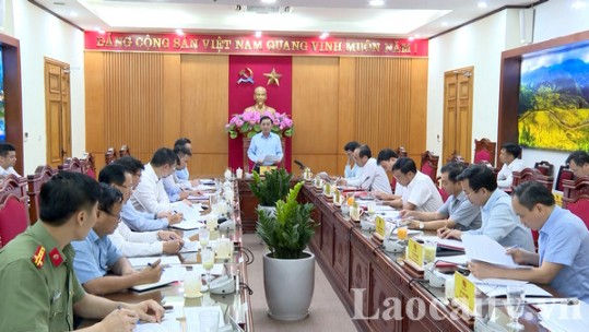 Chủ nhiệm Ủy ban Kiểm tra Trung ương Trần Cẩm Tú làm việc với Ban Thường vụ Tỉnh ủy Lào Cai