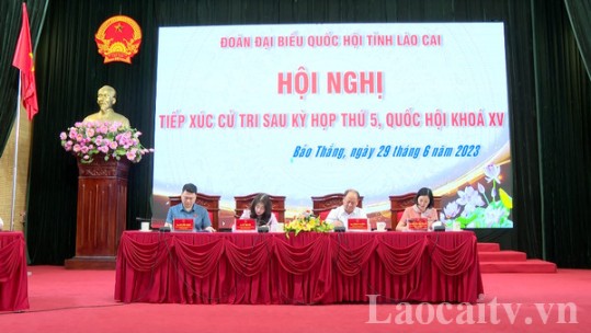 Đoàn đại biểu Quốc hội tỉnh tiếp xúc cử tri tại huyện Bảo Thắng