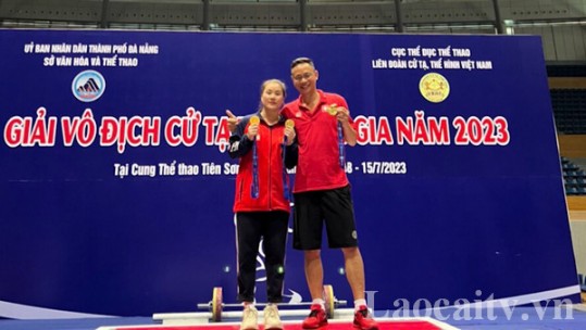Lào Cai giành giải Nhì toàn đoàn Giải Vô địch cử tạ trẻ Quốc gia năm 2023