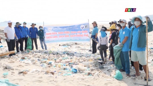 Ninh Thuận: Hạn chế rác thải nhựa