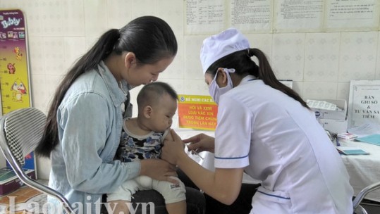 Lào Cai được phân bổ 4.000 liều vaccine “5 trong 1”, tiêm trong tháng 8