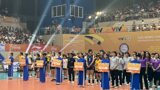 Sôi động Lễ khai mạc Giải Bóng chuyền nữ Quốc tế VTV Cup Ferroli 2023