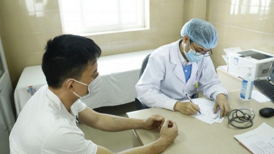 Bộ Y tế yêu cầu chấn chỉnh thái độ tiếp đón người bệnh của nhân viên y tế