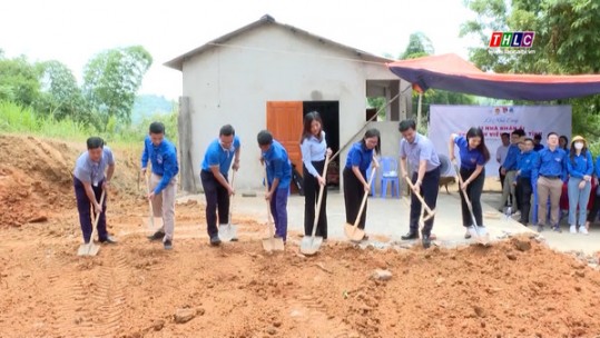 Thanh niên Lào Cai học và làm theo Bác