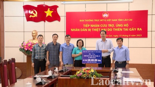 Những suất quà ấm tình miền Nam