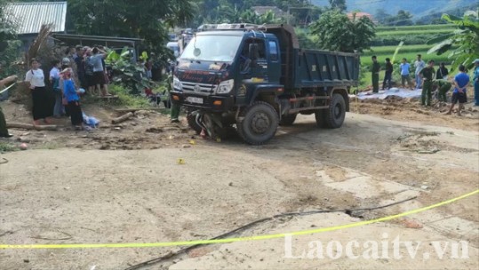 Tai nạn giao thông nghiêm trọng tại Văn Bàn khiến 4 người thương vong