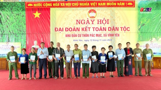 Chủ tịch Hội Liên hiệp Phụ nữ Việt Nam Hà Thị Nga dự Ngày hội Đại đoàn kết tại huyện Bảo Yên