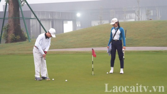 Gần 200 vận động viên tham gia giải Golf “Fansipan Championship 2023” lần thứ Nhất