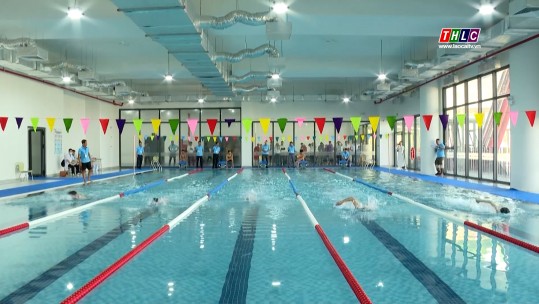 Hấp dẫn môn bơi lần đầu tiên tổ chức tại Hội khỏe Phù Đổng