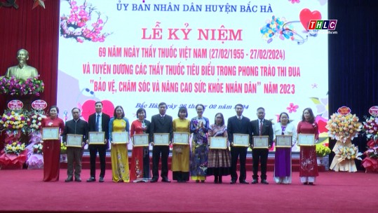 Bắc Hà kỷ niệm 69 năm ngày Thầy thuốc Việt Nam