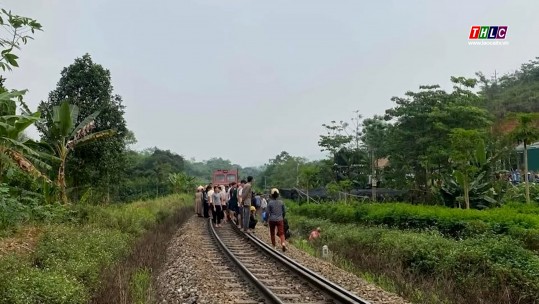 Bảo Hà: Tai nạn đường sắt khiến 2 bé gái trong một gia đình tử vong