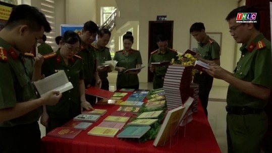 Công an tỉnh phát động hưởng ứng Ngày sách và Văn hoá đọc Việt Nam