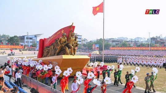 Lễ mít tinh trọng thể kỷ niệm 70 năm chiến thắng Điện Biên Phủ