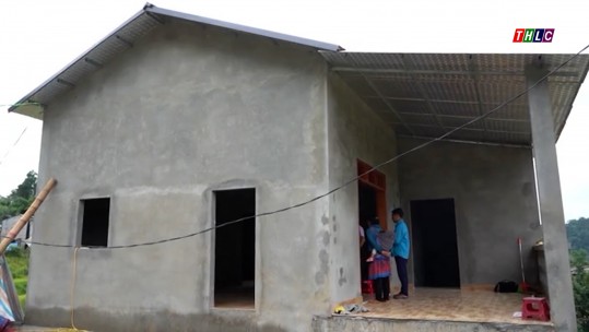 Huyện Mường Khương phê duyệt hỗ trợ hộ nghèo, cận nghèo làm nhà ở